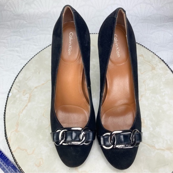 Calvin Klein Heels Womens Size 10 Black Suede Metal Buckle Elegant Career Shoes - Picture 6 of 10
